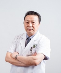 李新明